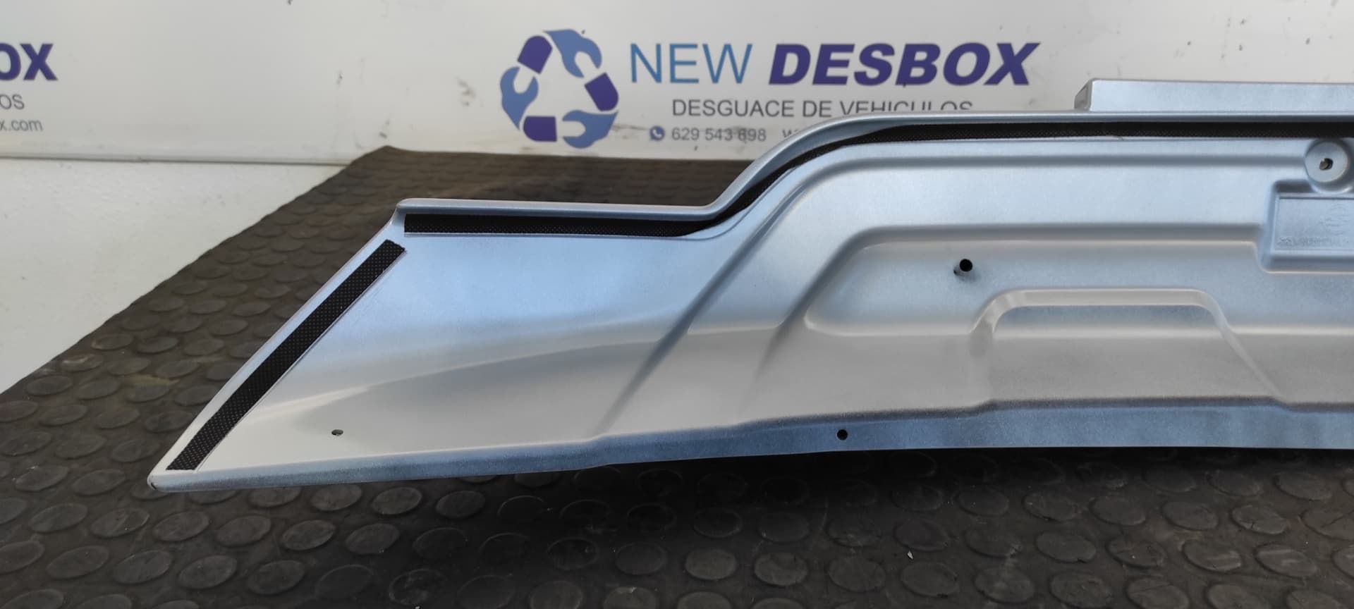 Recambio de DEFENSA DELANTERA para SSANGYONG KORANDO referencia OEM IAM 09AP034510 6