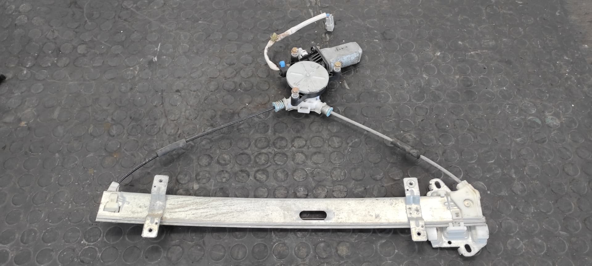 Recambio de ELEVALUNAS DELANTERO DERECHO para HONDA CIVIC BERLINA 3 (EP1/2) 1.7 CDTI CAT 4EE2 referencia OEM IAM WR5   - PLATA 6