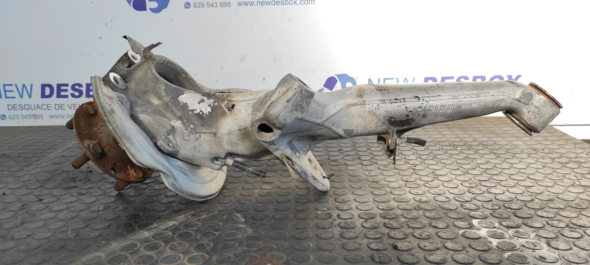 Recambio de MANGUETA TRASERA IZQUIERDA para PORSCHE 944 3.0 M4441 referencia OEM IAM 6