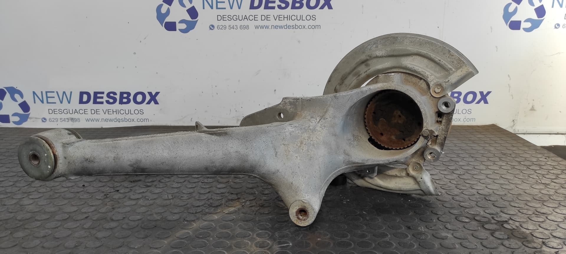 Recambio de MANGUETA TRASERA DERECHA para PORSCHE 944 3.0 M4441 referencia OEM IAM 9513315144R