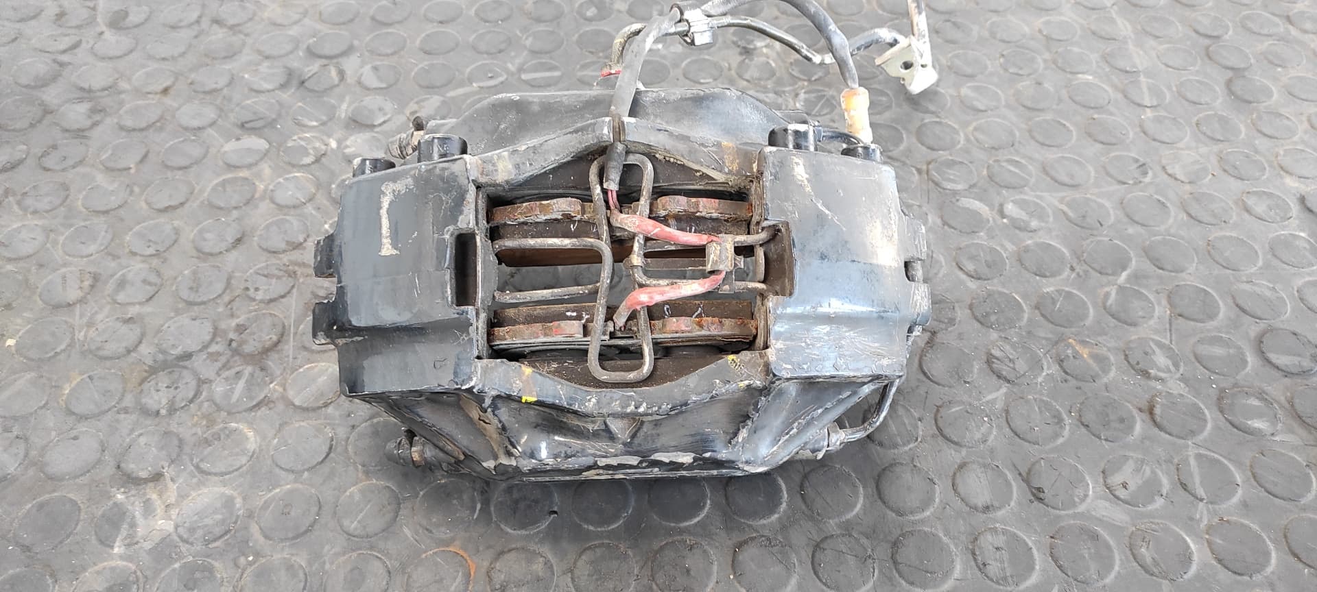 Recambio de PINZA DE FRENO TRASERA IZQUIERDA para PORSCHE 944 3.0 M4441 referencia OEM IAM 20467300