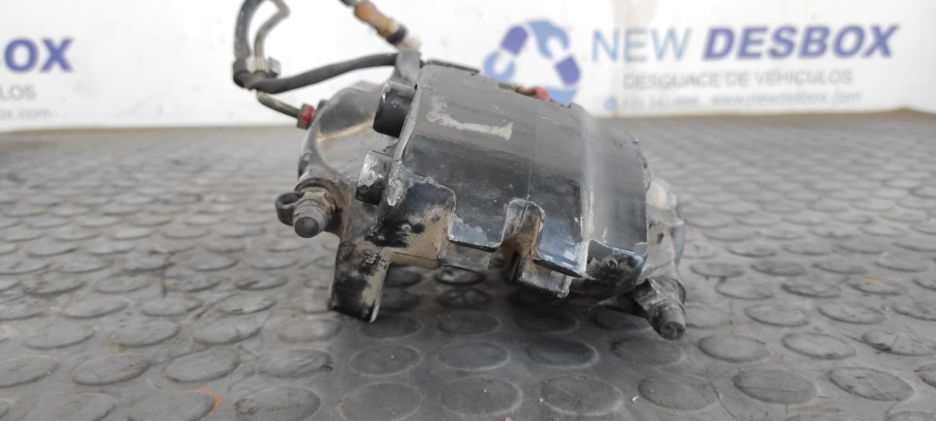 Recambio de PINZA DE FRENO TRASERA IZQUIERDA para PORSCHE 944 3.0 M4441 referencia OEM IAM 20467300 2