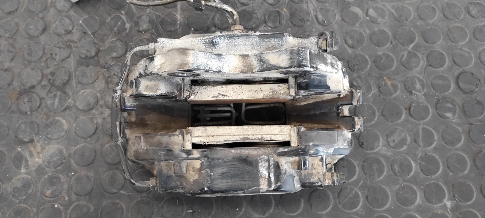 Recambio de PINZA DE FRENO TRASERA IZQUIERDA para PORSCHE 944 3.0 M4441 referencia OEM IAM 20467300 6