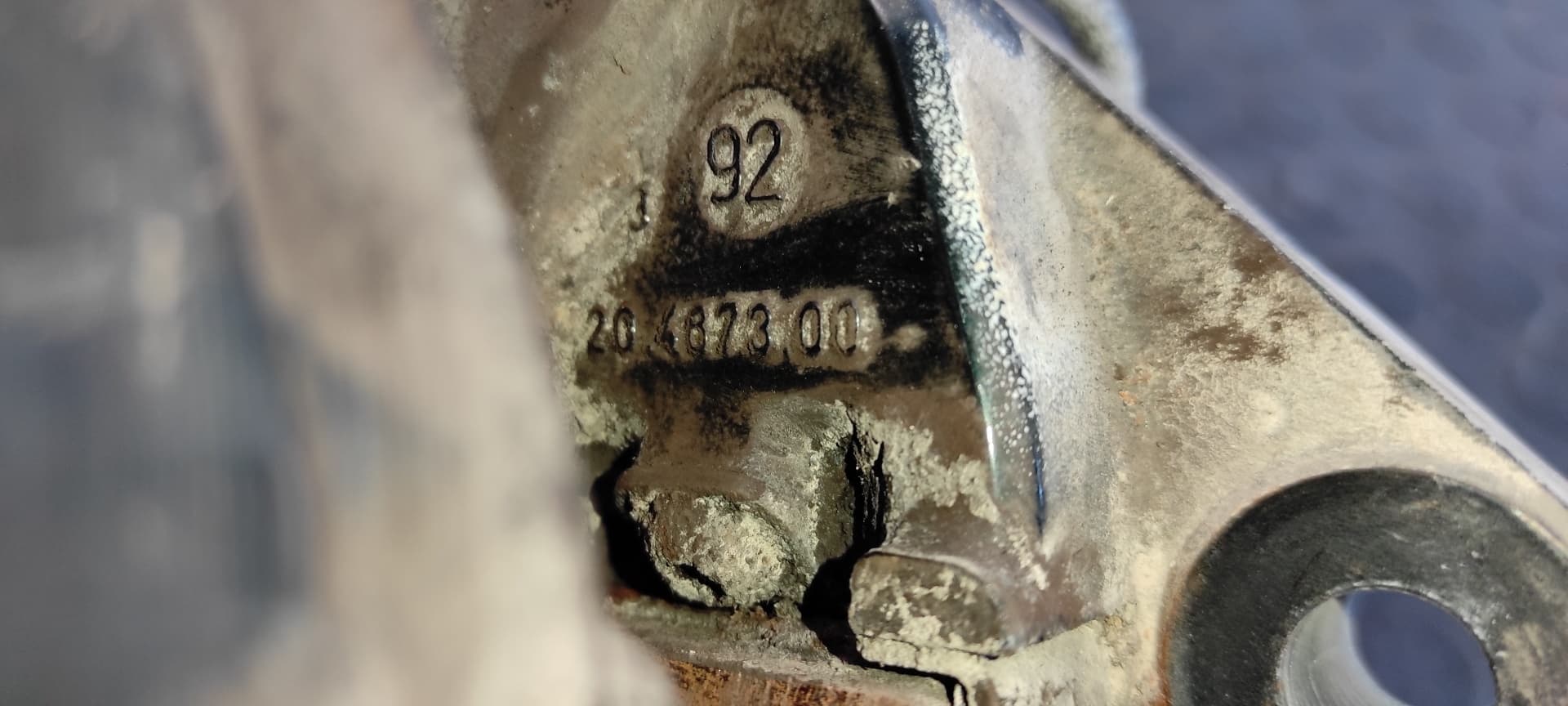 Recambio de PINZA DE FRENO TRASERA IZQUIERDA para PORSCHE 944 3.0 M4441 referencia OEM IAM 20467300 5