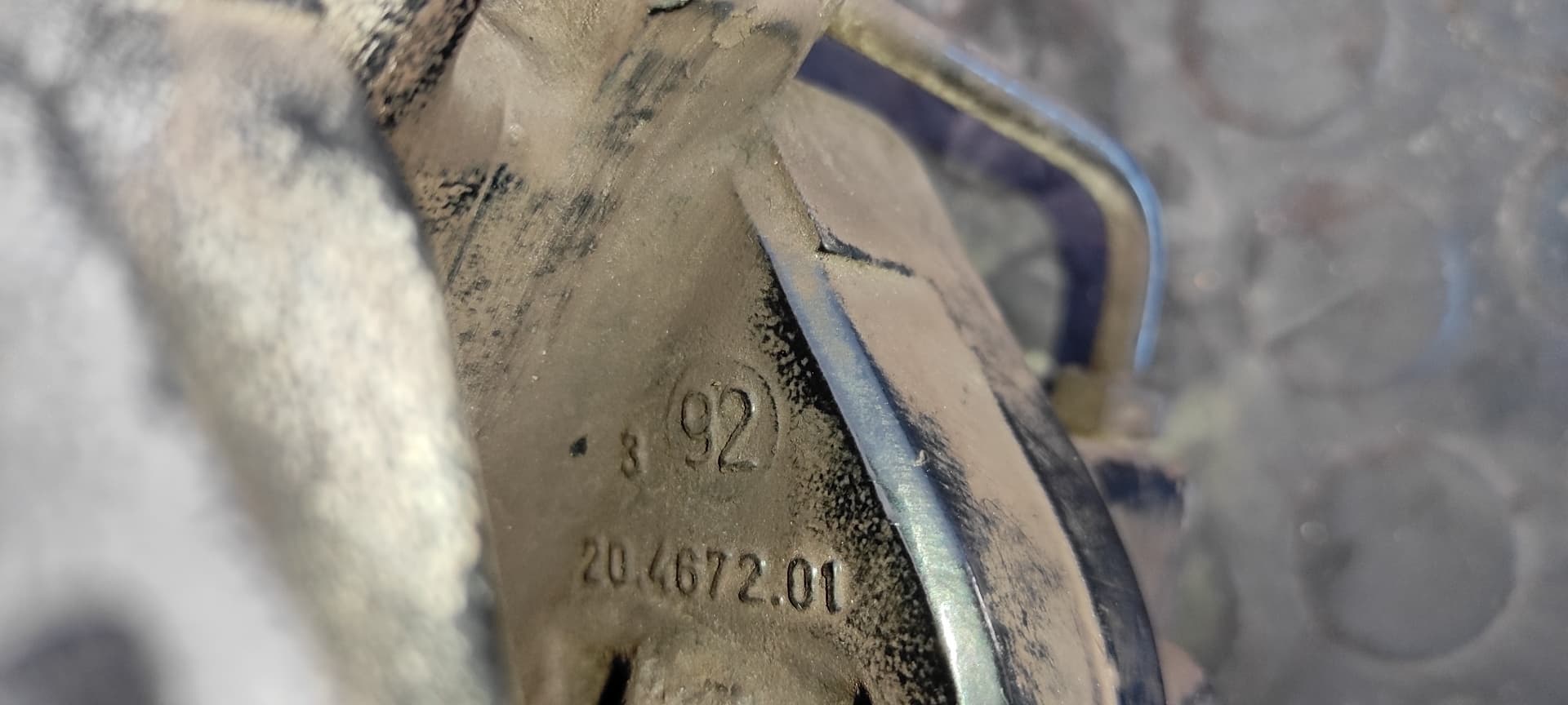 Recambio de PINZA DE FRENO TRASERA DERECHA para PORSCHE 944 3.0 M4441 referencia OEM IAM 20467300 8