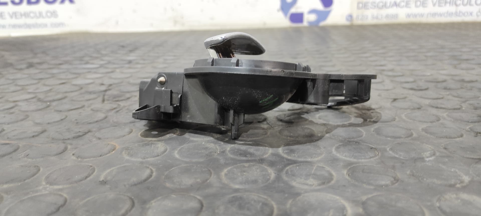 Recambio de MANETA INTERIOR DELANTERA IZQUIERDA para BMW MINI (R50,R53) Cooper W10B16A referencia OEM IAM 1502075   - GRIS 2
