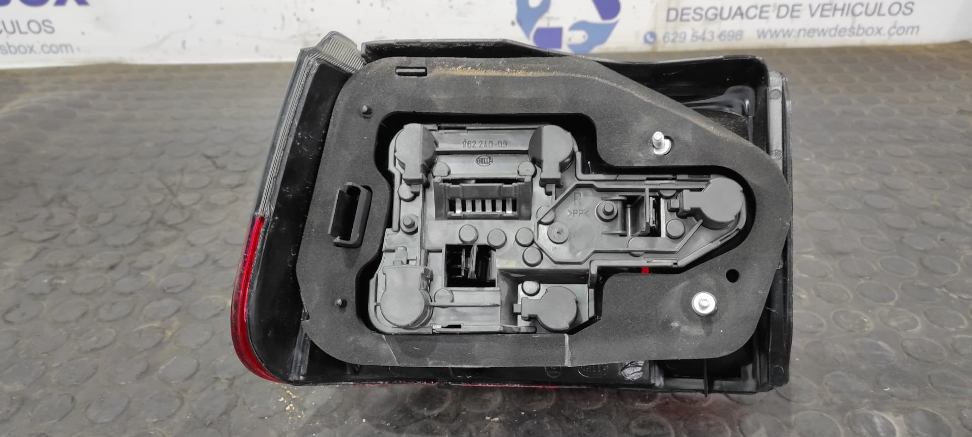 Recambio de PILOTO TRASERO DERECHO para SEAT IBIZA (6K) Básico AKK referencia OEM IAM 96224000   - GRIS 5