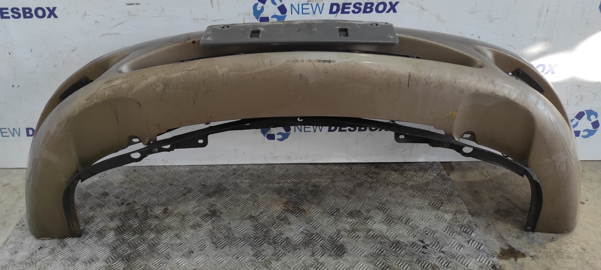 Recambio de PARAGOLPES DELANTERO para CHRYSLER 300 M (LR) 2.7 CAT G2.7L referencia OEM IAM    - MARRON 7