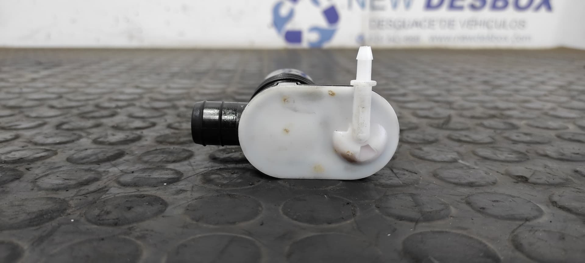 Recambio de BOMBA LIMPIA para PEUGEOT 3008 Allure YH01 referencia OEM IAM 9813363380   - NEGRO 3