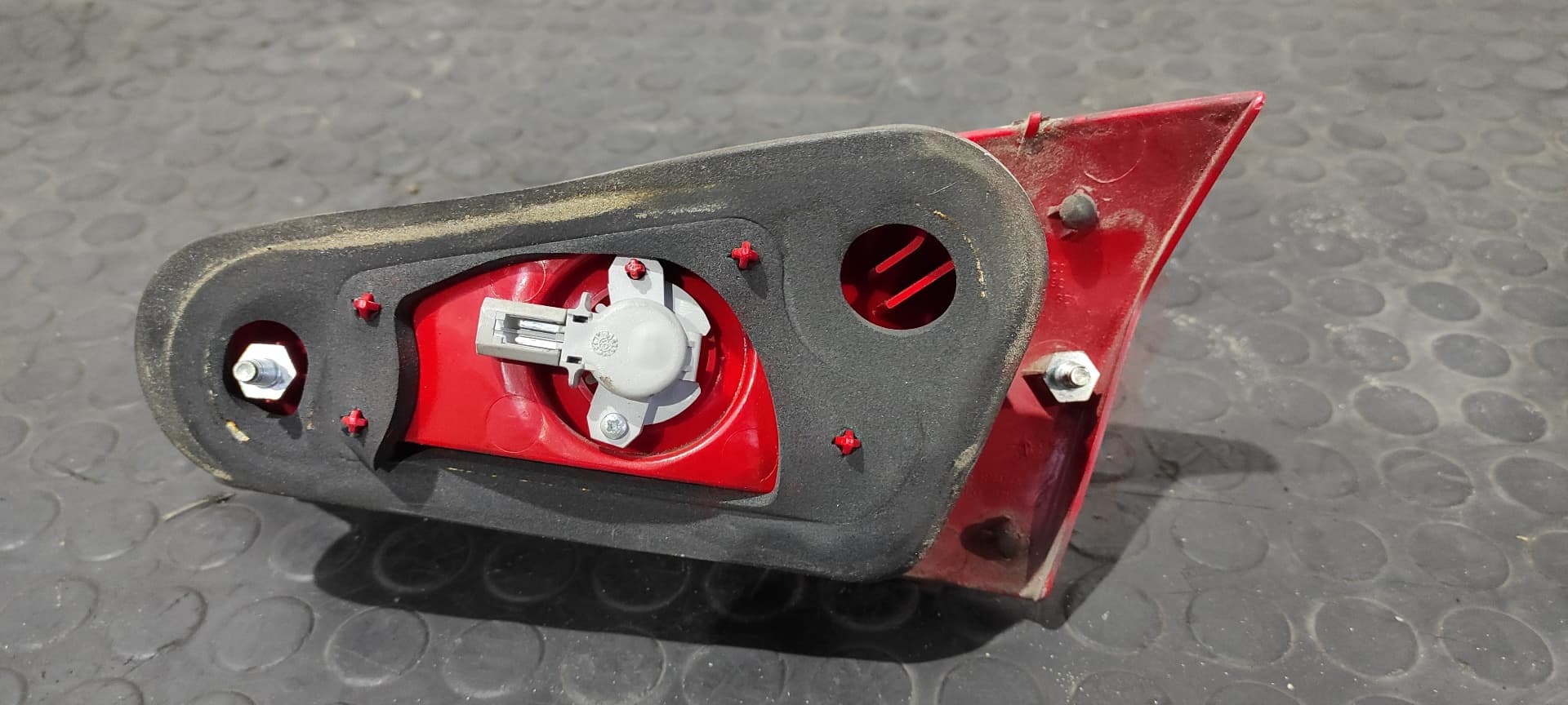Recambio de PILOTO PORTON IZQUIERDO para ALFA ROMEO 147 (190) 1.9 JTD 150 Collezione 937A5000 referencia OEM IAM 60693792   - BLANCO 5