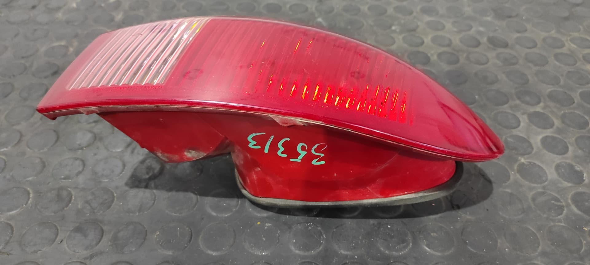 Recambio de PILOTO TRASERO DERECHO para ALFA ROMEO 147 (190) 1.9 JTD 150 Collezione 937A5000 referencia OEM IAM 46556347   - BLANCO 5
