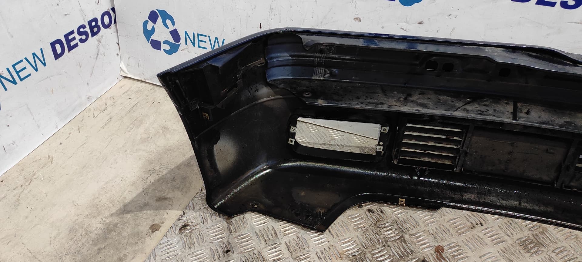 Recambio de PARAGOLPES DELANTERO para BMW SERIE 3 COMPACTO (E36) 1.9 CAT 194S1 referencia OEM IAM    - BLANCO 2