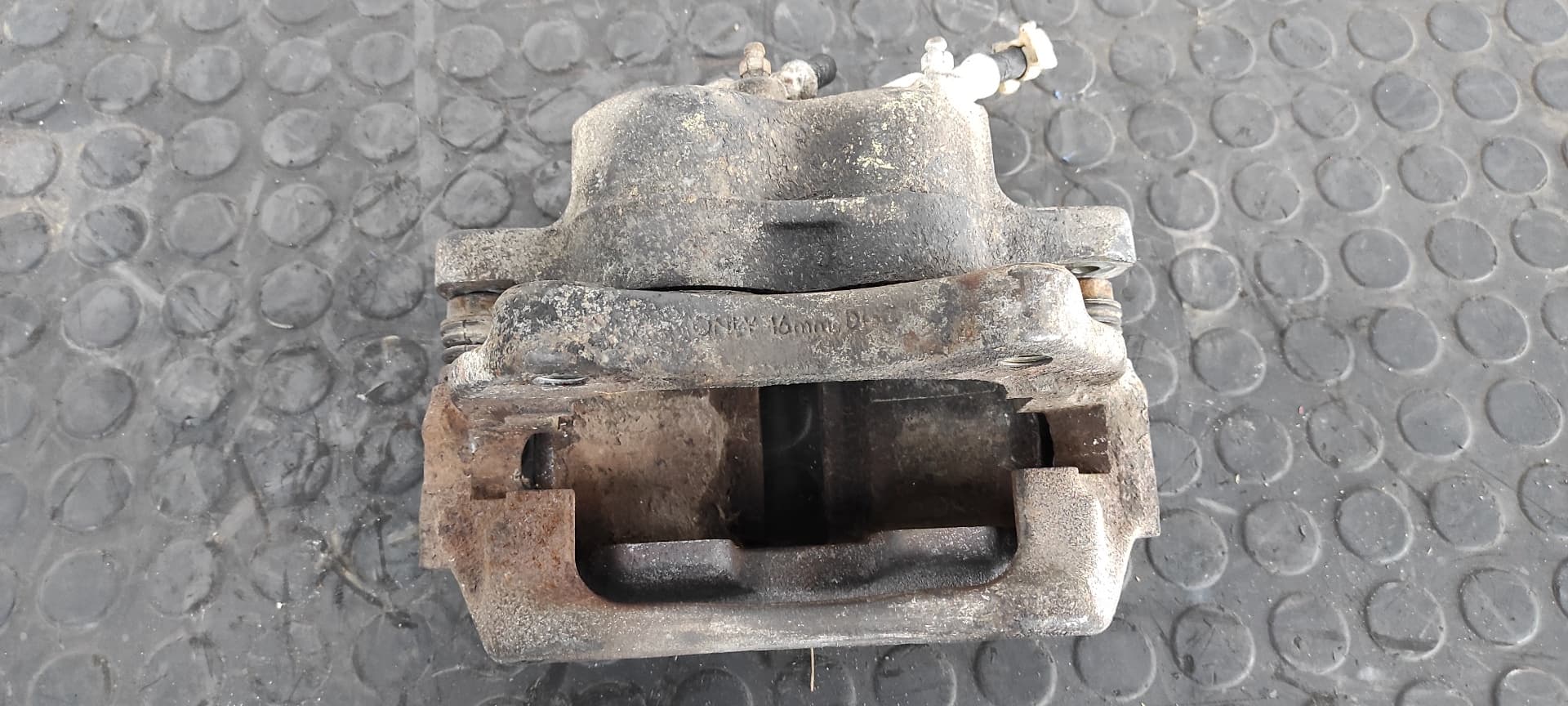 Recambio de PINZA DE FRENO DELANTERA DERECHA para FIAT DUCATO COMBI (290 DESDE 08.90) Base 814467 referencia OEM IAM 67320322   - BLANCO 3