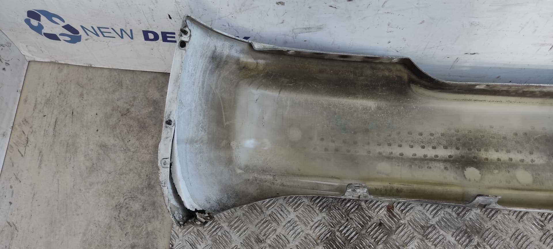 Recambio de PARAGOLPES TRASERO para TOYOTA CELICA (T20) 1.8 16V CAT referencia OEM IAM    - BLANCO 4