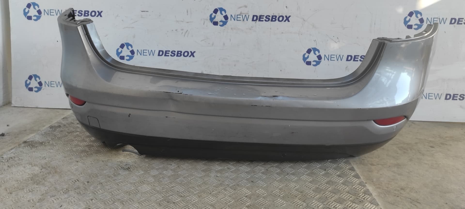 Recambio de PARAGOLPES TRASERO para RENAULT FLUENCE Dynamique K9KG8 referencia OEM IAM    - BLANCO