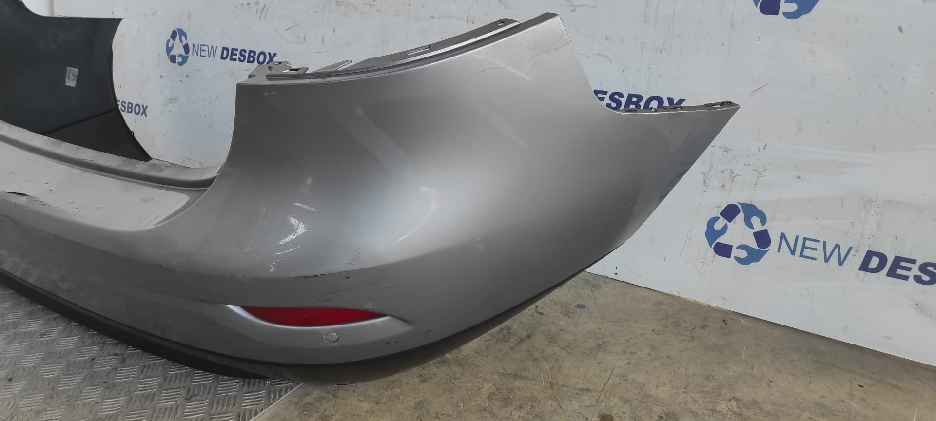 Recambio de PARAGOLPES TRASERO para RENAULT FLUENCE Dynamique K9KG8 referencia OEM IAM    - BLANCO 5