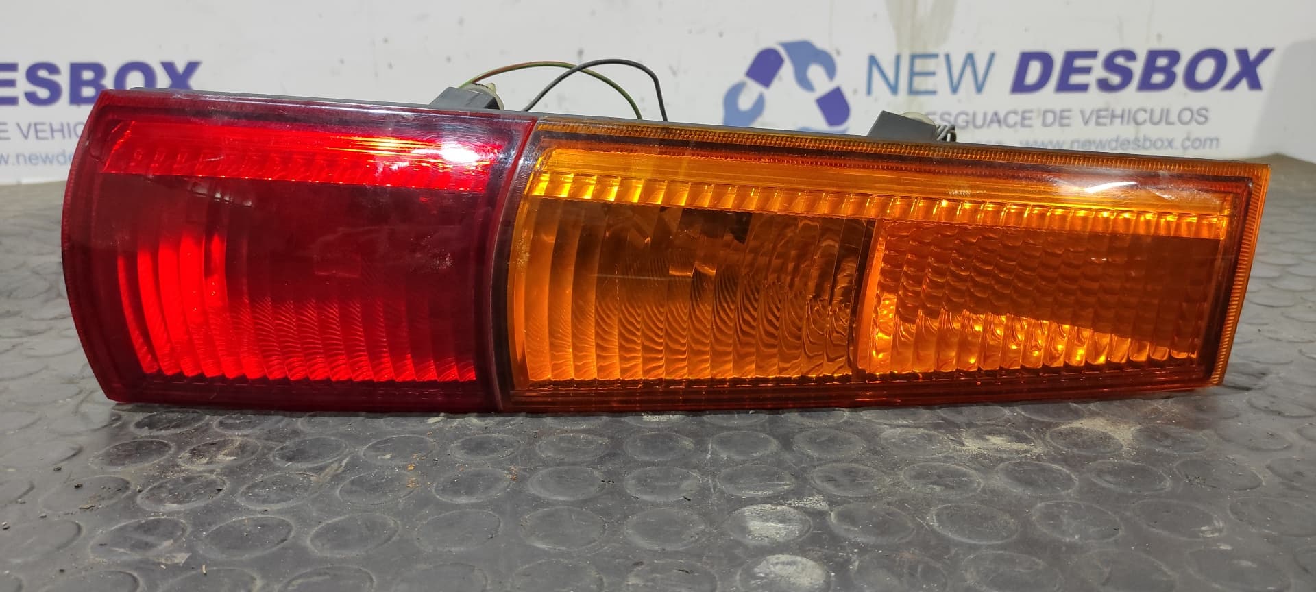 Recambio de PILOTO TRASERO IZQUIERDO para SUZUKI IGNIS RM (MH) Básico Z13DT referencia OEM IAM 082181939LB   - BLANCO