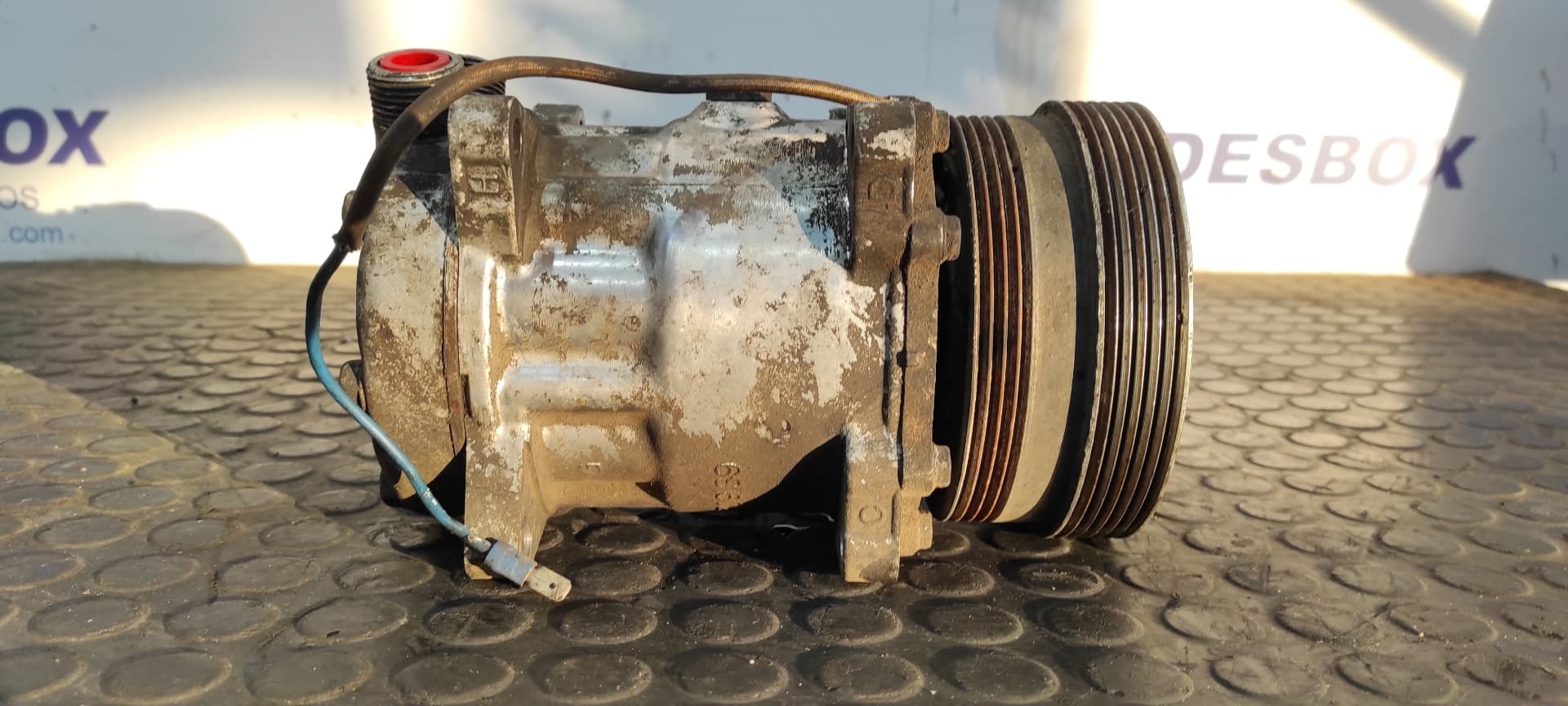 Recambio de COMPRESOR AIRE ACONDICIONADO para ALFA ROMEO 155 2.5 AR67301 referencia OEM IAM SD709 5