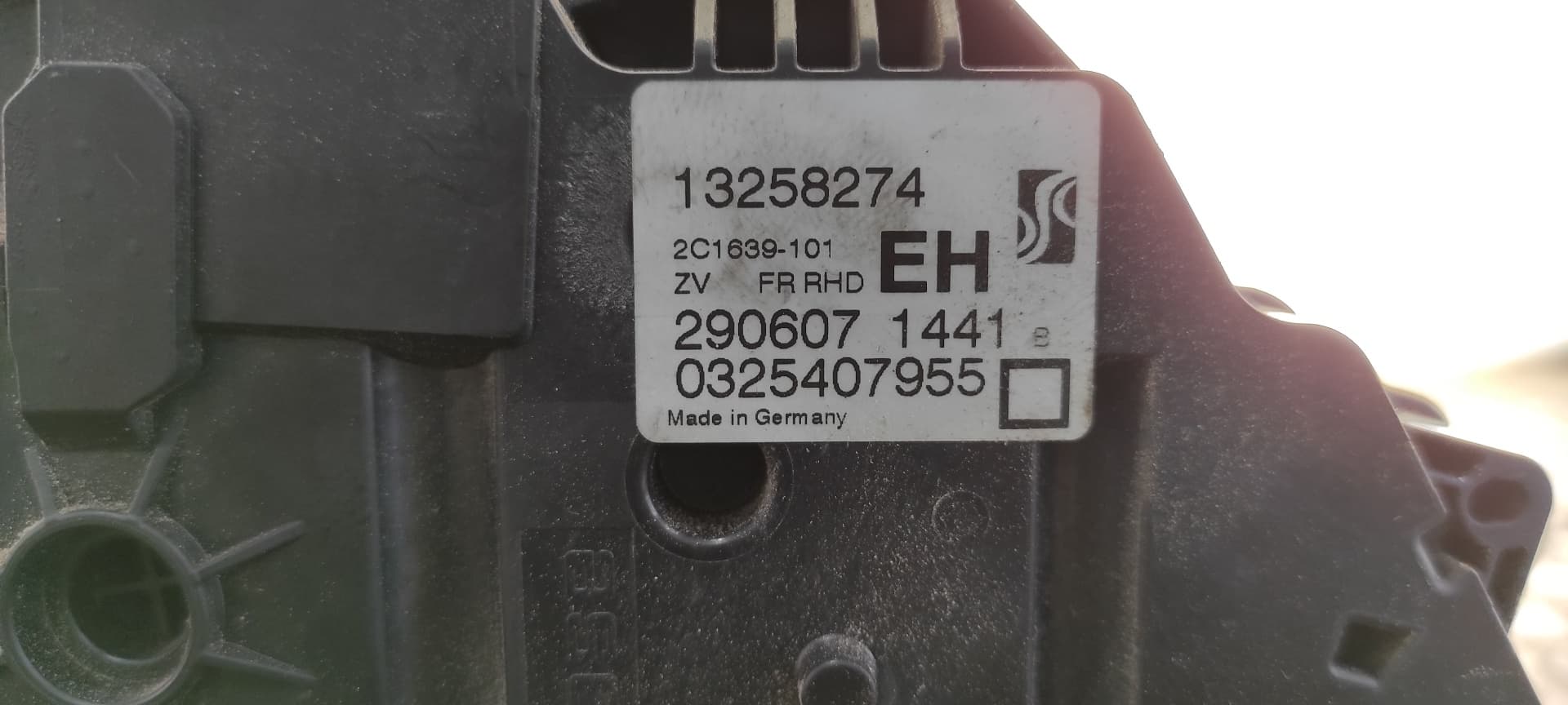 Recambio de CERRADURA PUERTA DELANTERA DERECHA para OPEL CORSA D CMon Z12XEP referencia OEM IAM 13258274   - BLANCO 5