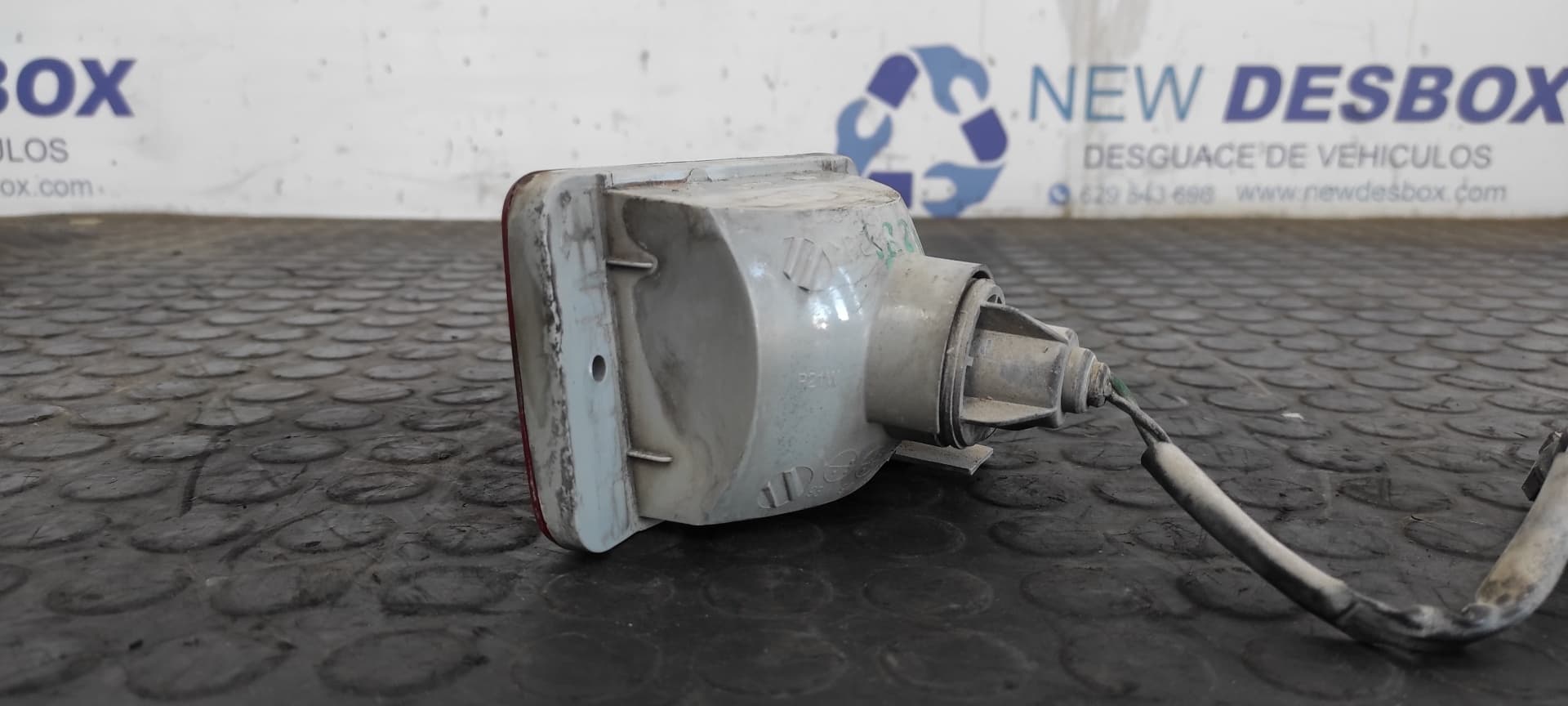 Recambio de PILOTO TRASERO IZQUIERDO PARAGOLPES para KIA SPORTAGE Básico (3-ptas.) RE referencia OEM IAM 03191004371   - GRIS 7