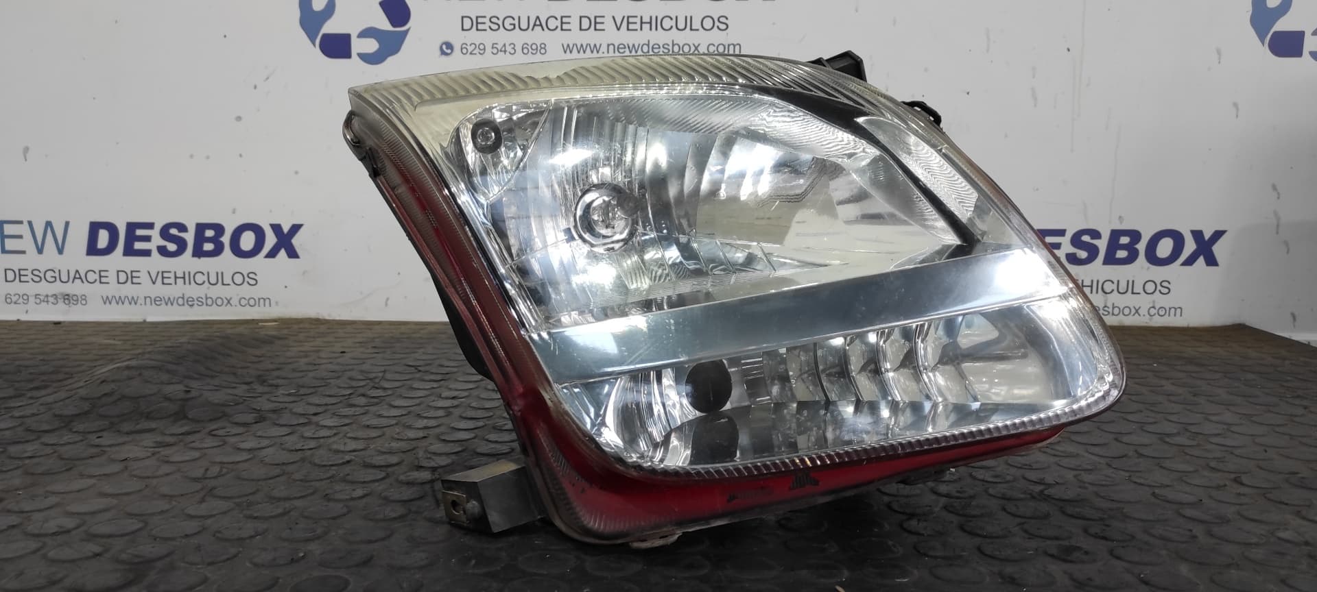 Recambio de FARO DERECHO para SUZUKI IGNIS RM (MH) Básico Z13DT referencia OEM IAM P2753   - BLANCO