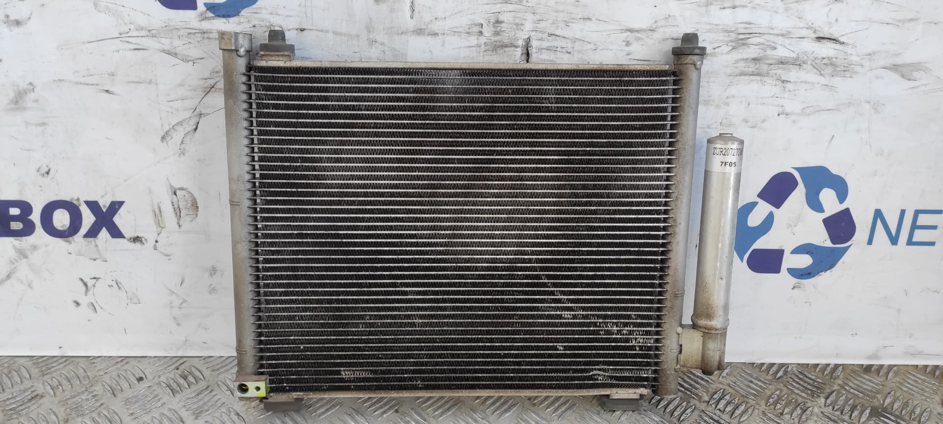 Recambio de CONDENSADOR / RADIADOR  AIRE ACONDICIONADO para SUZUKI IGNIS RM (MH) Básico Z13DT referencia OEM IAM 9531086GA0   - BLANCO
