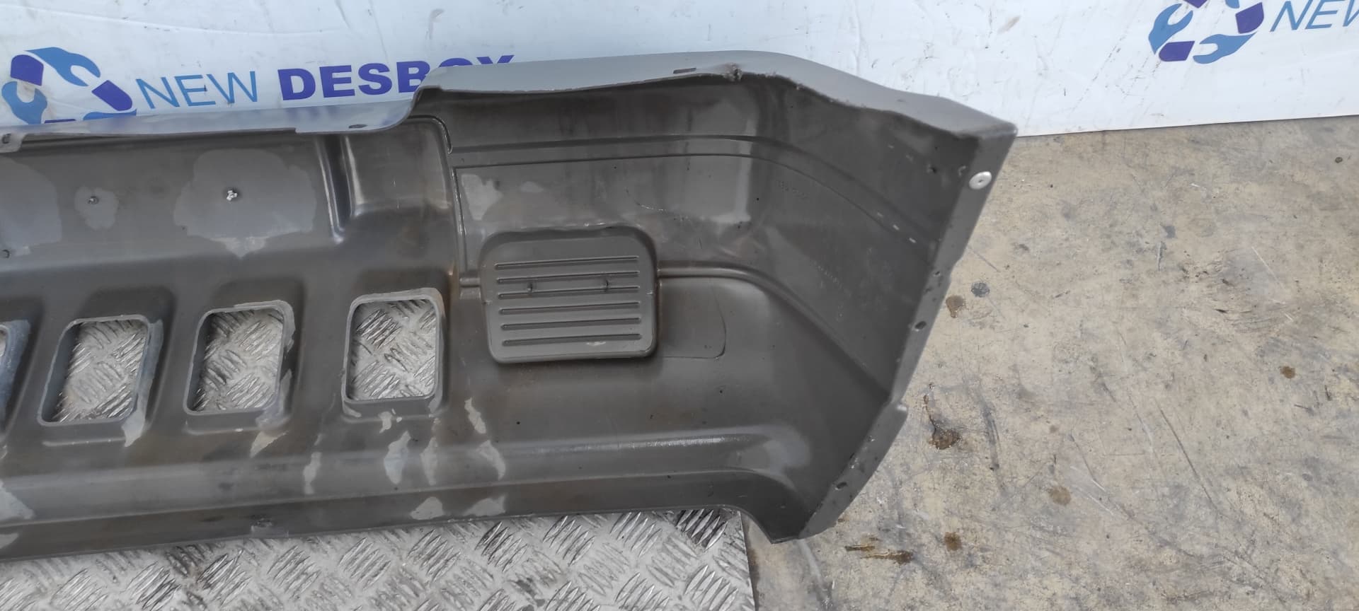 Recambio de PARAGOLPES DELANTERO para JEEP CHEROKEE (J) DM52 referencia OEM IAM    - MORADO 11