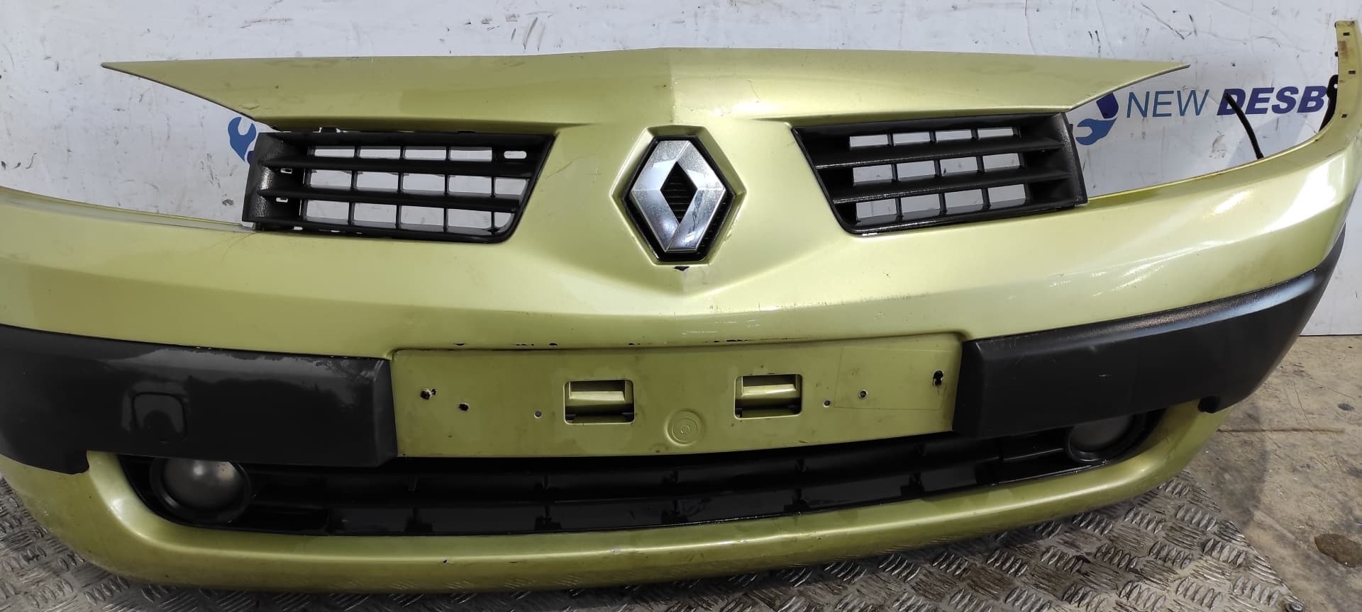 Recambio de PARAGOLPES DELANTERO para RENAULT MEGANE II CLASSIC BERLINA 1.9 dCi Diesel F9Q800 referencia OEM IAM    - VERDE 3