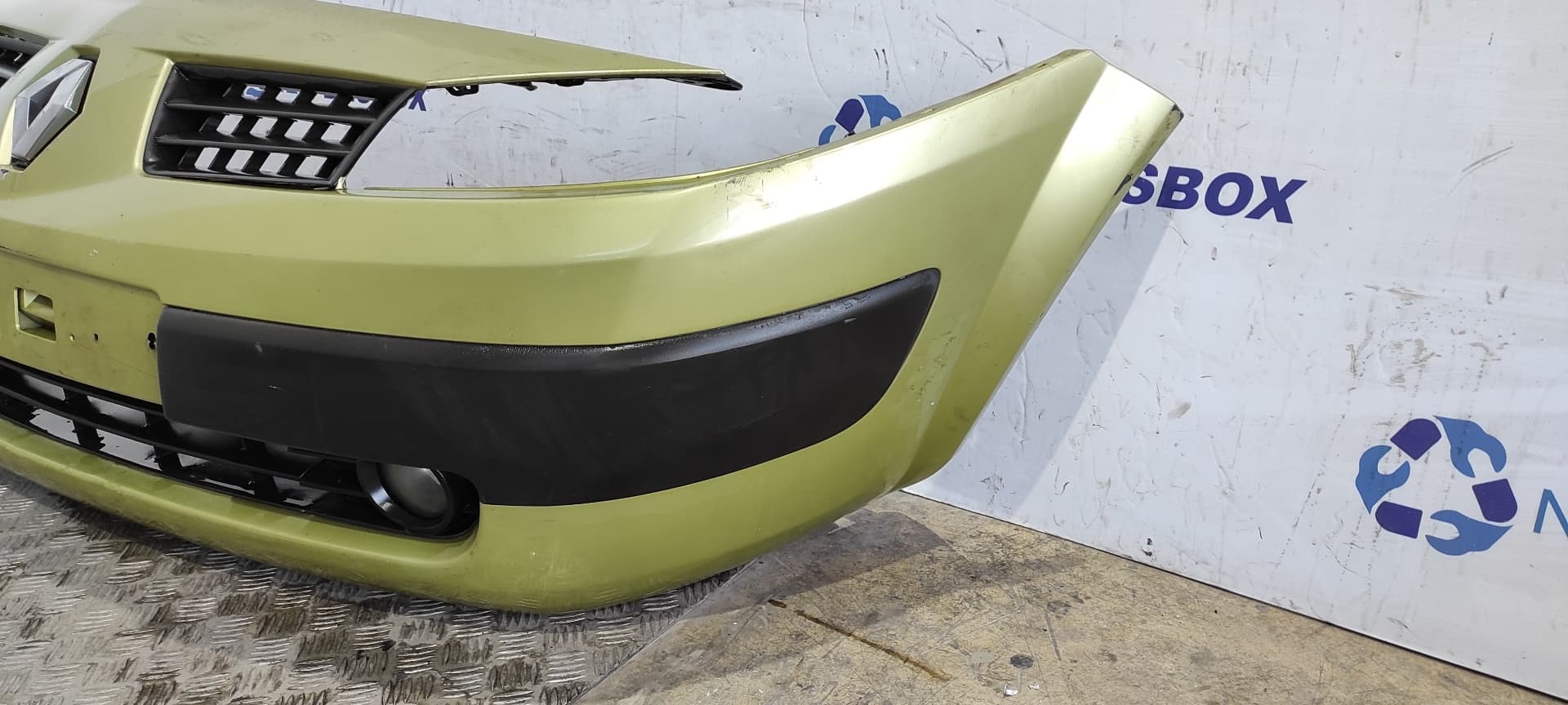 Recambio de PARAGOLPES DELANTERO para RENAULT MEGANE II CLASSIC BERLINA 1.9 dCi Diesel F9Q800 referencia OEM IAM    - VERDE 7