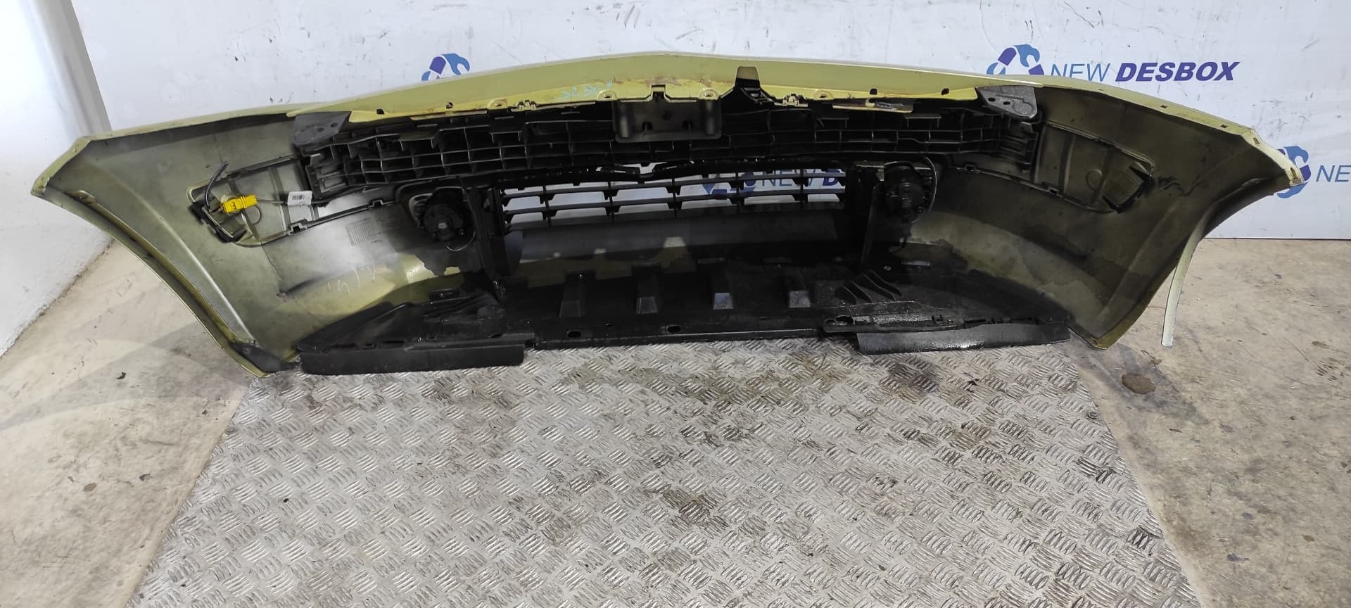 Recambio de PARAGOLPES DELANTERO para RENAULT MEGANE II CLASSIC BERLINA 1.9 dCi Diesel F9Q800 referencia OEM IAM    - VERDE 4