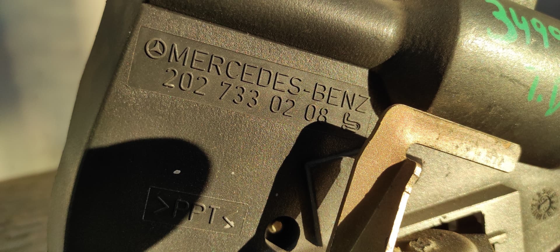 Recambio de CERRADURA PUERTA TRASERA DERECHA para MERCEDES-BENZ CLASE E (W210) BERLINA DIESEL 300 Turbodiesel (210.025) OM606962 referencia OEM IAM 2027300635   - GRIS 2