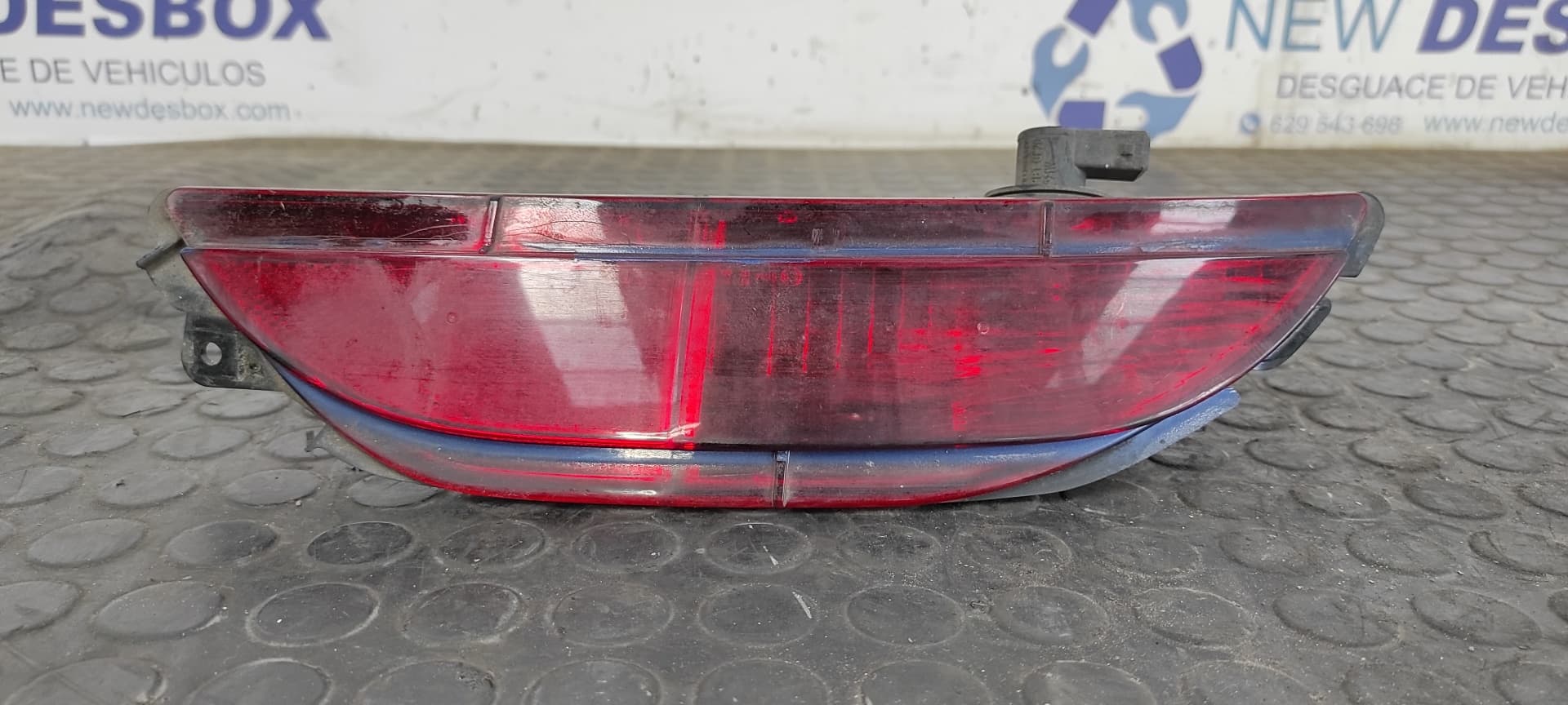 Recambio de FARO ANTINIEBLA TRASERO IZQUIERDO para FIAT GRANDE PUNTO (199) 1.3 16V JTD CAT 199A2000 referencia OEM IAM 51718012   - AZUL