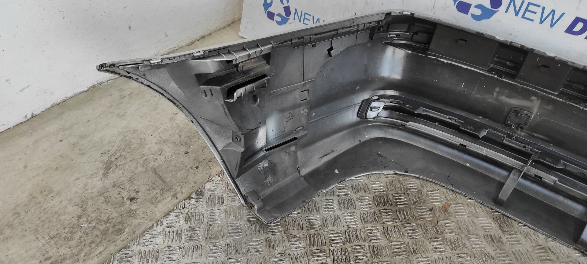 Recambio de PARAGOLPES TRASERO para BMW SERIE 3 BERLINA (E46) M47204D1 referencia OEM IAM    - PLATA 7