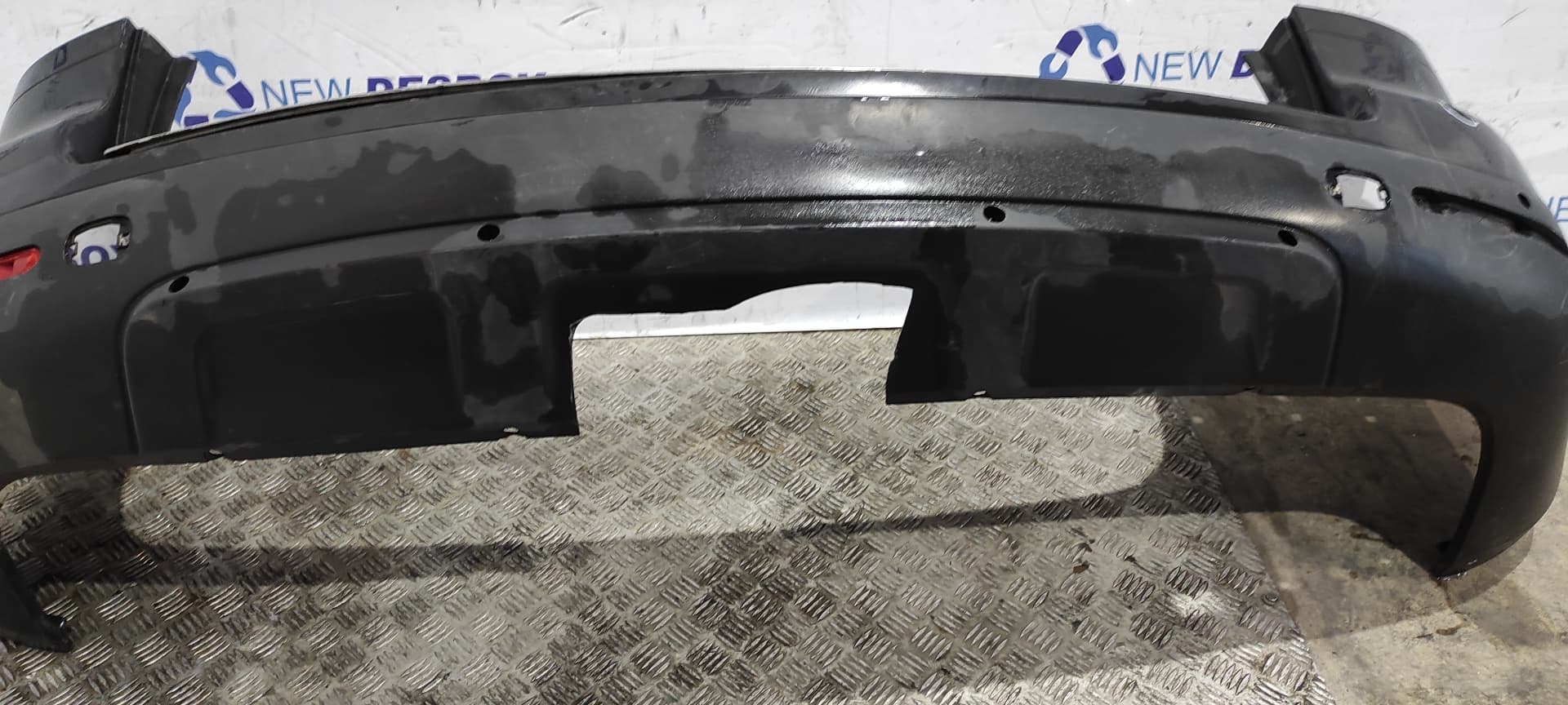 Recambio de PARAGOLPES TRASERO para VOLKSWAGEN TOUAREG (7LA) BAC referencia OEM IAM    - NEGRO 2