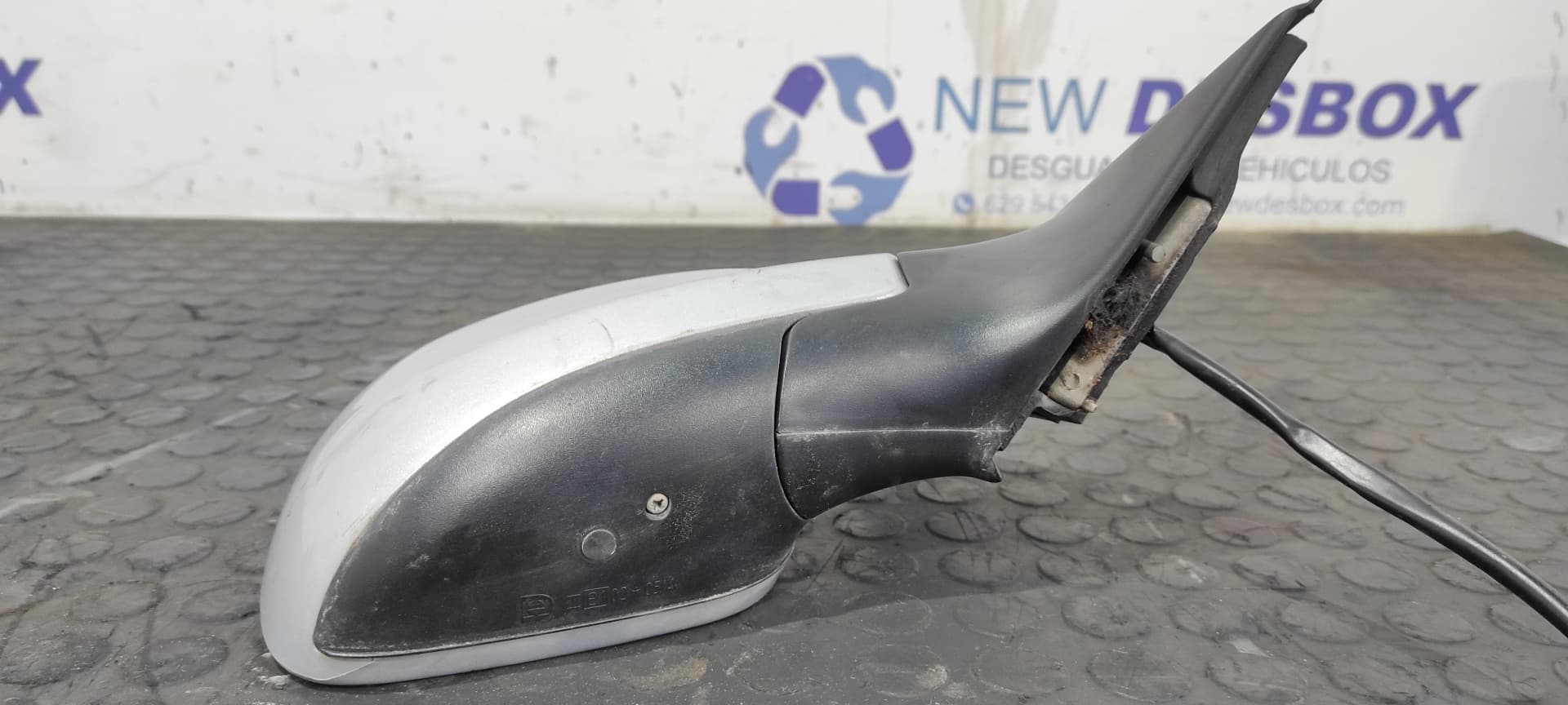 Recambio de RETROVISOR DERECHO para VOLKSWAGEN PASSAT BERLINA (3B3) Advance ALT referencia OEM IAM 020514   - GRIS 4