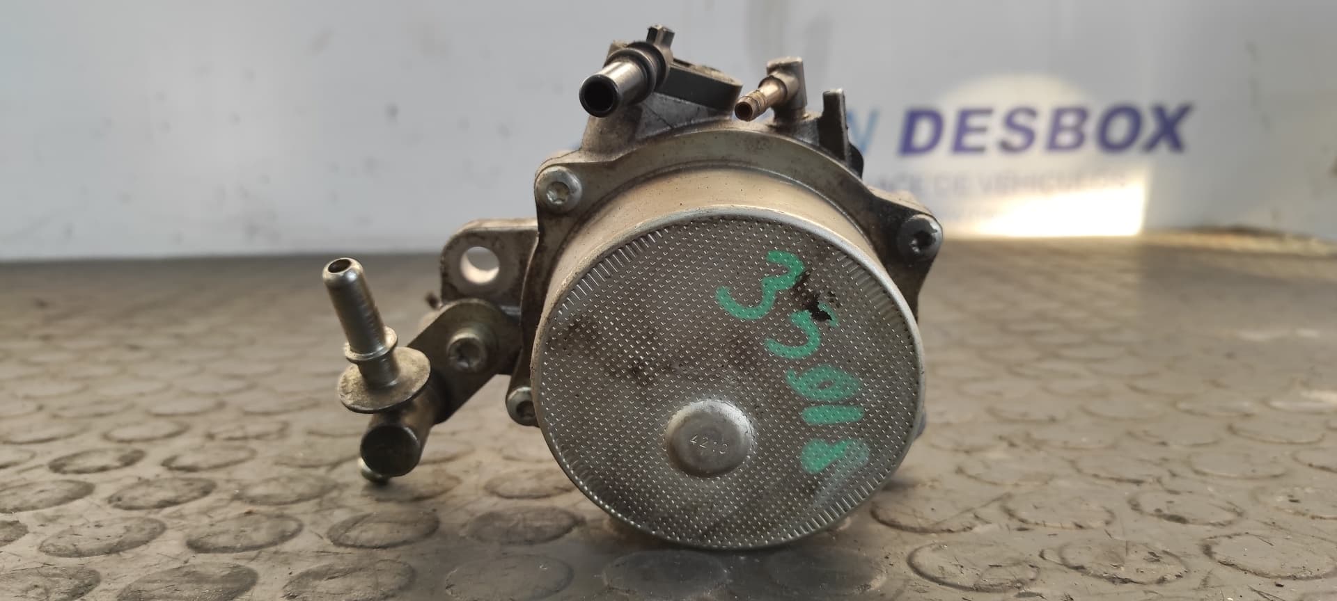 Recambio de DEPRESOR FRENO / BOMBA VACIO para FIAT DOBLO CARGO Basis Kasten 199A3000 referencia OEM IAM 55221036   - BLANCO