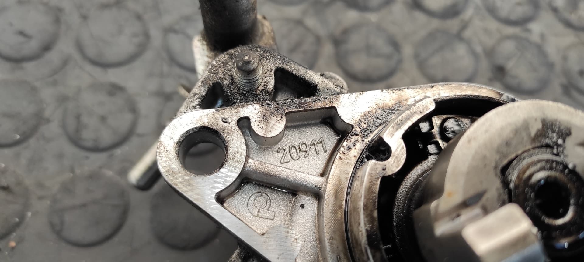 Recambio de DEPRESOR FRENO / BOMBA VACIO para FIAT DOBLO CARGO Basis Kasten 199A3000 referencia OEM IAM 55221036   - BLANCO 5