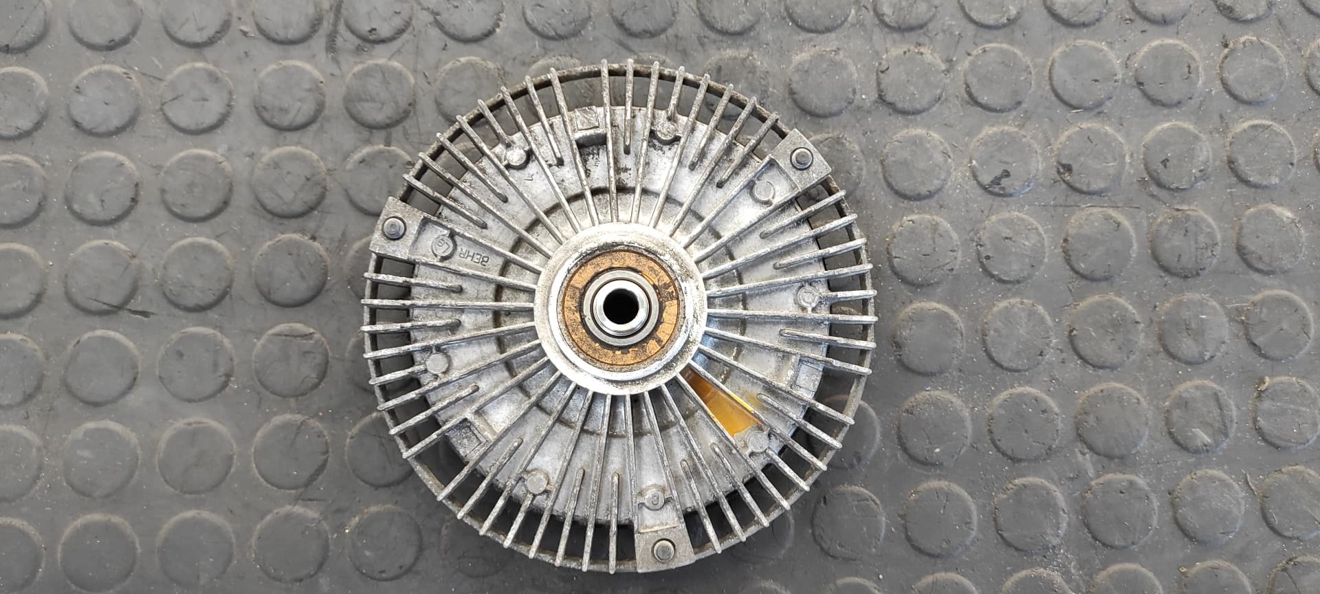 Recambio de VENTILADOR VISCOSO MOTOR para MERCEDES-BENZ VITO MIXTO 06.2003 -> 111  CDI  Compacto  (639.601) 646982 referencia OEM IAM A0002006323   - BLANCO 3