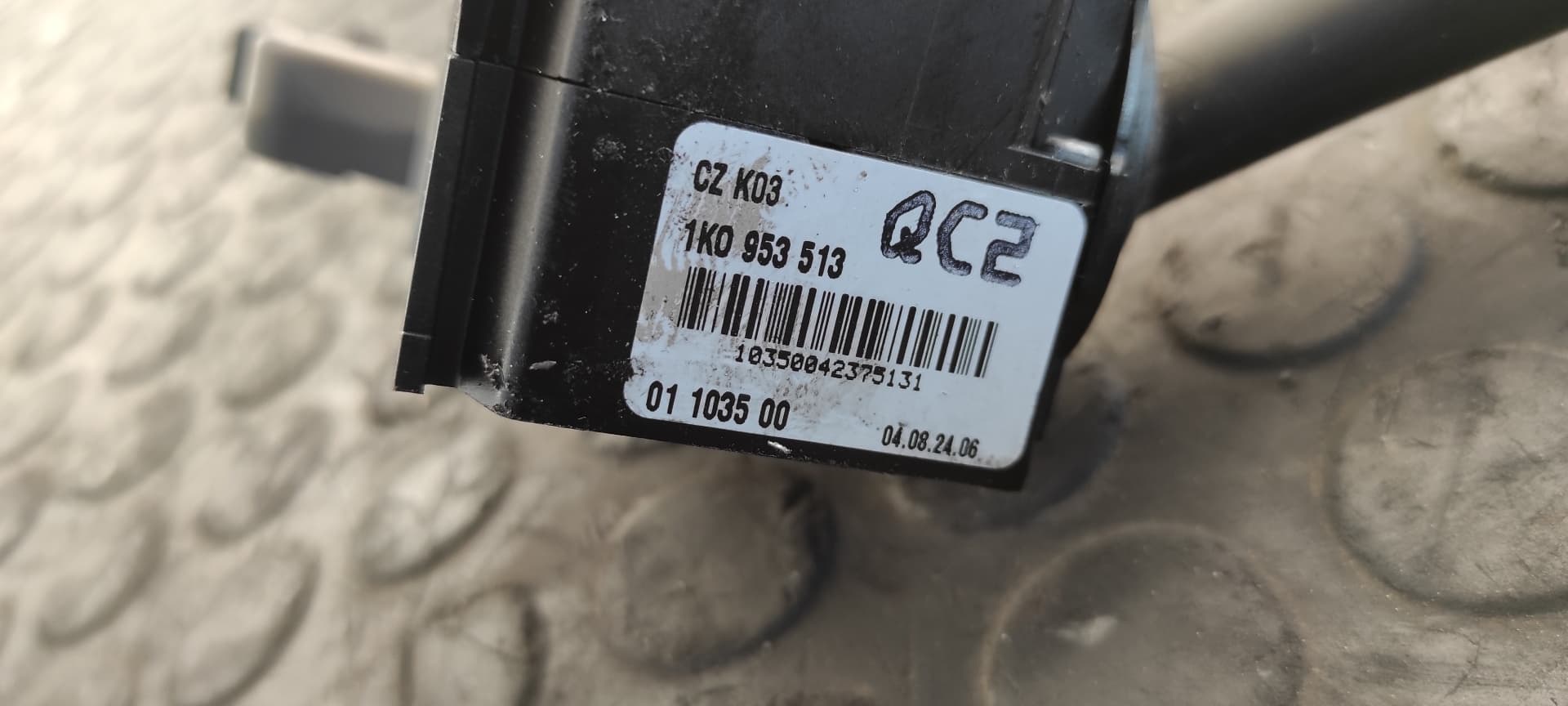Recambio de MANDO INTERMITENTES para AUDI A3 (8P) 2.0 TDI Ambiente BKD referencia OEM IAM 1K0953513   - NEGRO 6