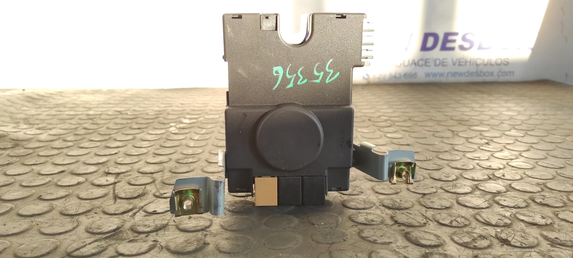 Recambio de MODULO ELECTRONICO para AUDI A3 (8P) 2.0 TDI Ambiente BKD referencia OEM IAM 8P3035225   - NEGRO