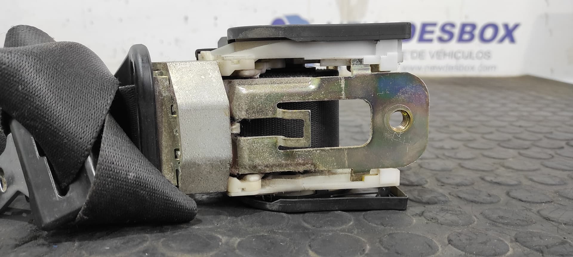 Recambio de CINTURON DELANTERO IZQUIERDO para FORD KA (CCQ) 1.3 8V Duratec CAT J4P referencia OEM IAM 97KBB61295AH   - VERDE 3