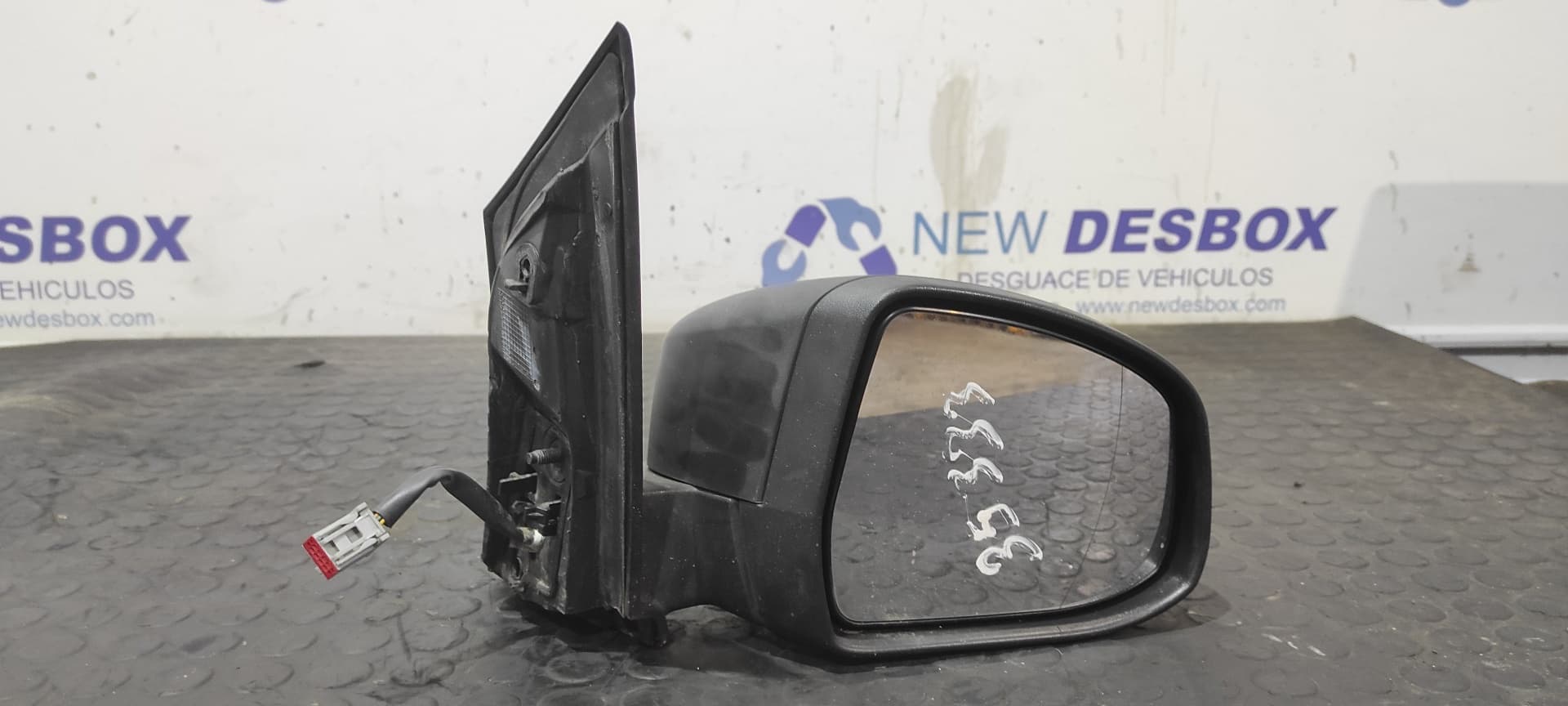 Recambio de RETROVISOR DERECHO para FORD FOCUS LIM. (CB4) 1.6 TDCi CAT HHDA referencia OEM IAM 034440   - BLANCO