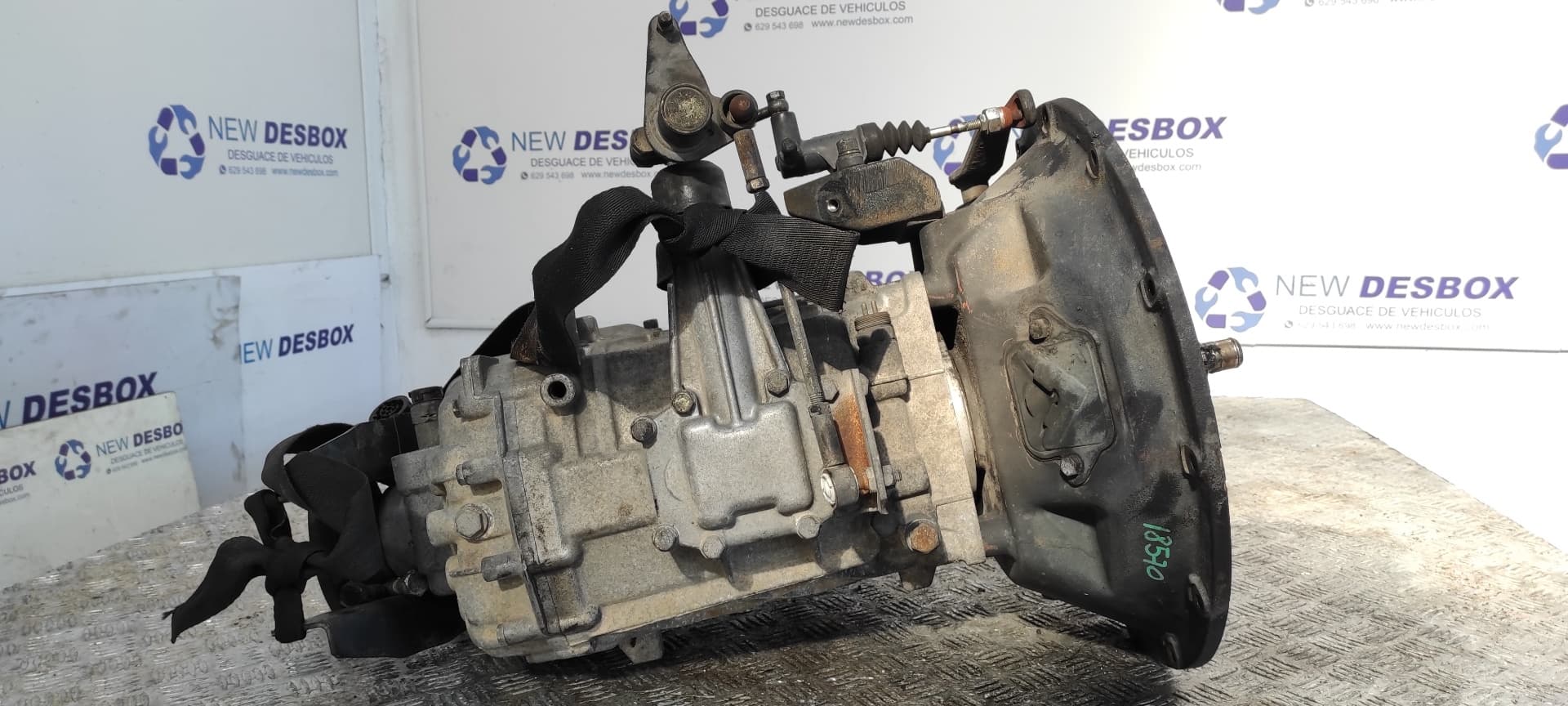 Recambio de CAJA CAMBIOS para NISSAN ATLEON B4.40 TURBO B4.40 TURBO  referencia OEM IAM ZF S5-42   - BLANCO 6