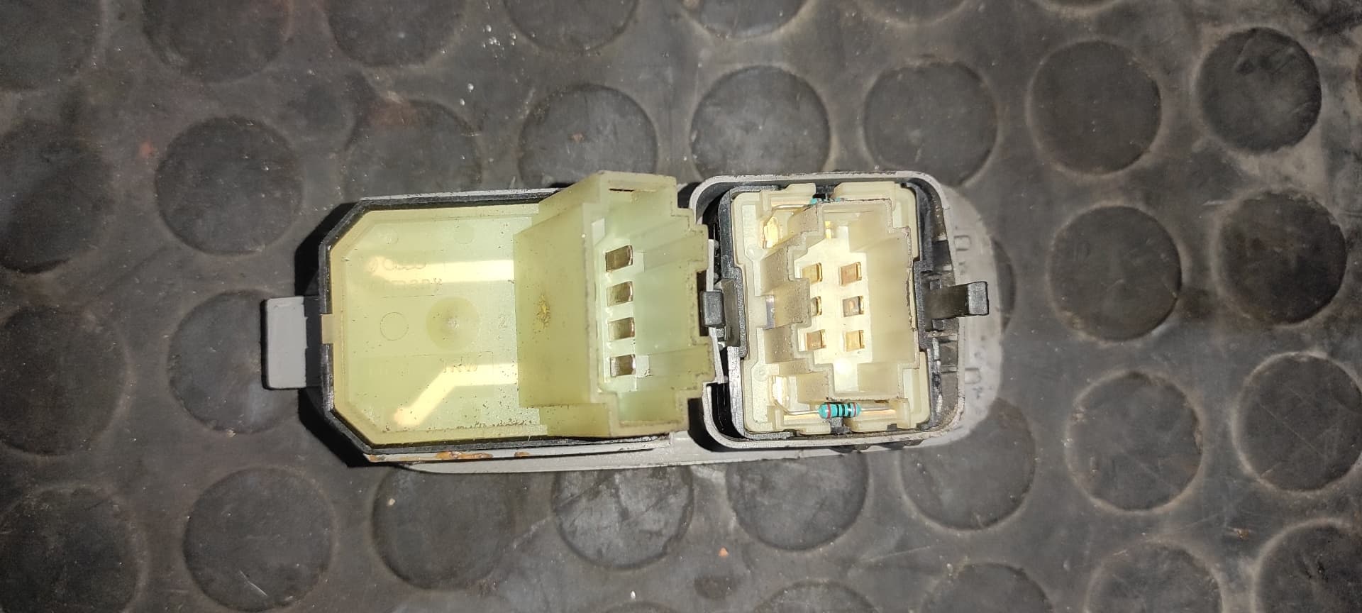 Recambio de MANDO ELEVALUNAS DELANTERO IZQUIERDO para VOLKSWAGEN SHARAN (7M8) 1.9 TDI AFN referencia OEM IAM    - GRIS 3