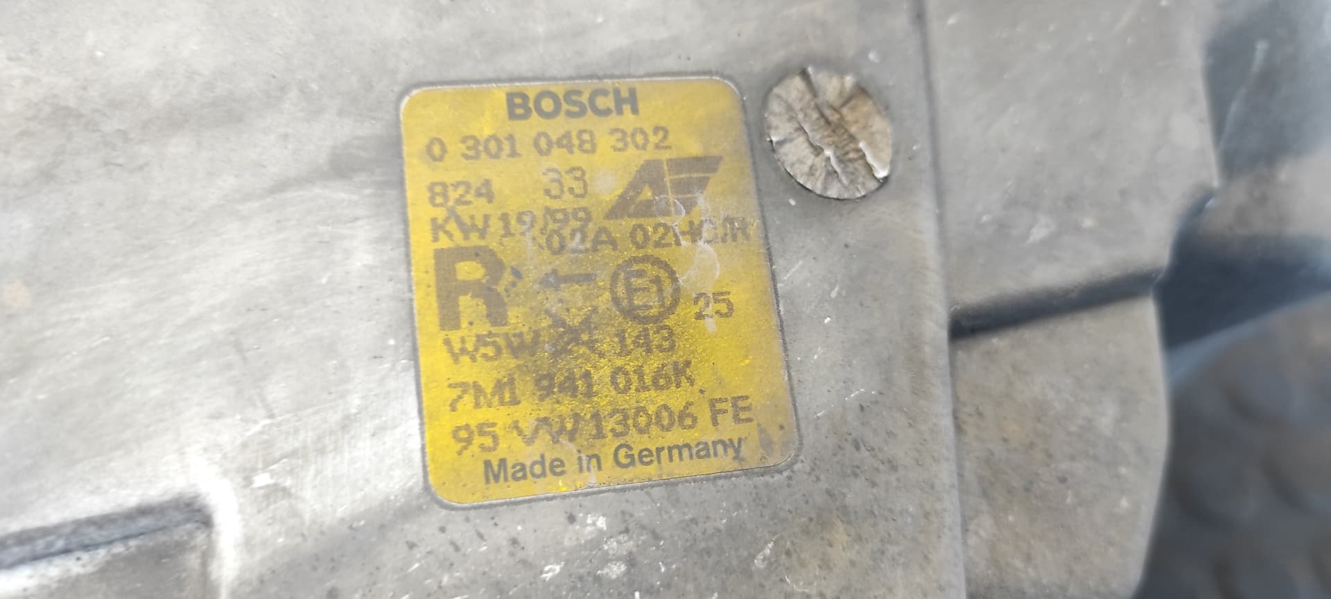 Recambio de FARO DERECHO para VOLKSWAGEN SHARAN (7M8) 1.9 TDI AFN referencia OEM IAM 7M1941016K   - GRIS 7