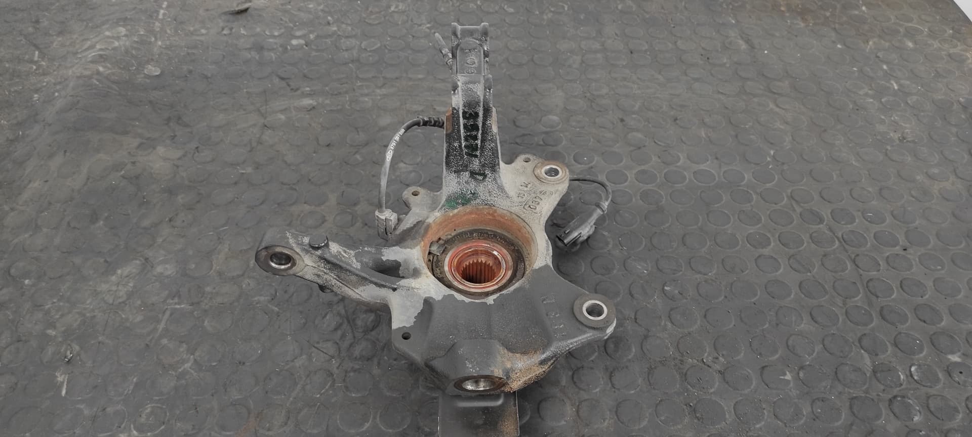 Recambio de MANGUETA DELANTERA IZQUIERDA para RENAULT MEGANE III BERLINA 5 P K9K J8 referencia OEM IAM 183N   - BLANCO 7