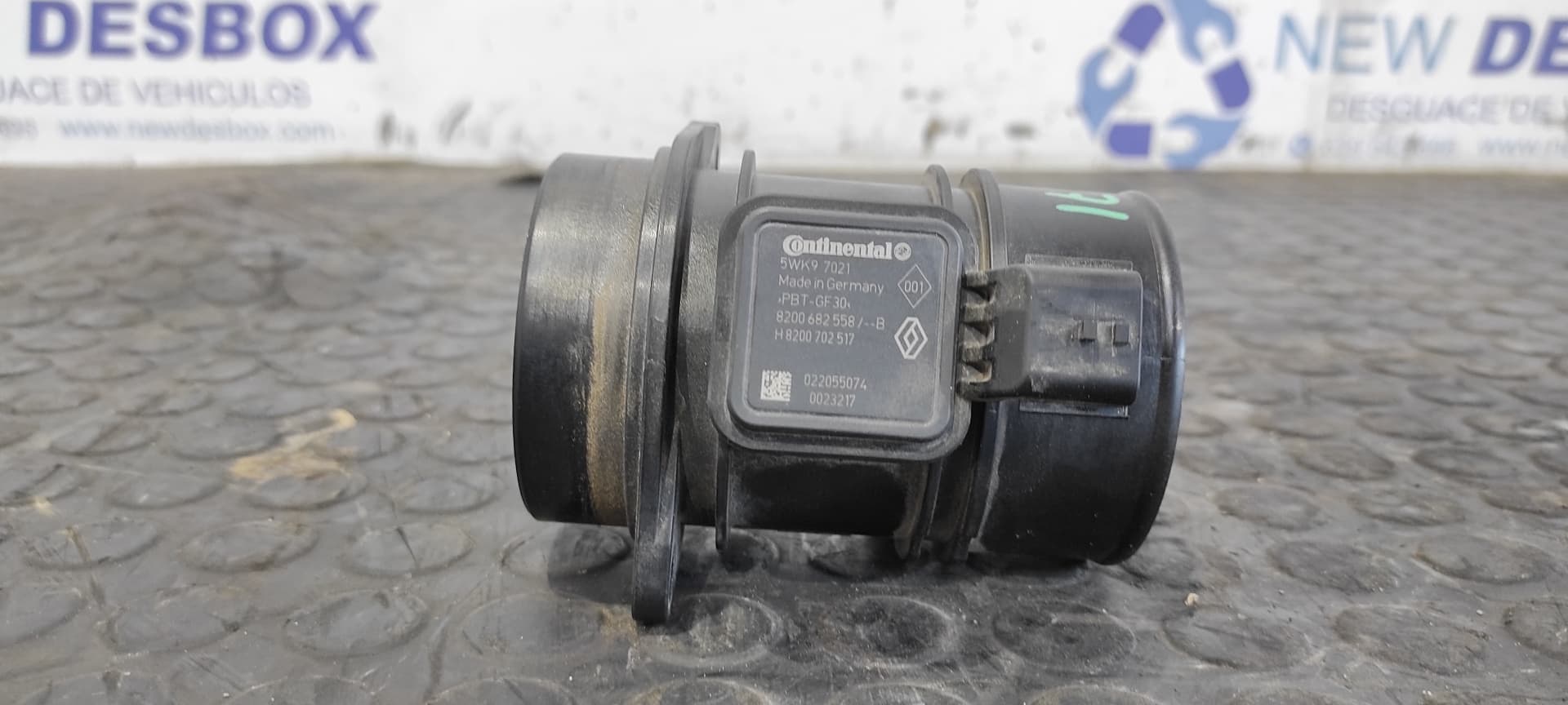 Recambio de CAUDALIMETRO para RENAULT MEGANE III BERLINA 5 P Dynamique K9K J8 referencia OEM IAM 8200682558B   - BLANCO