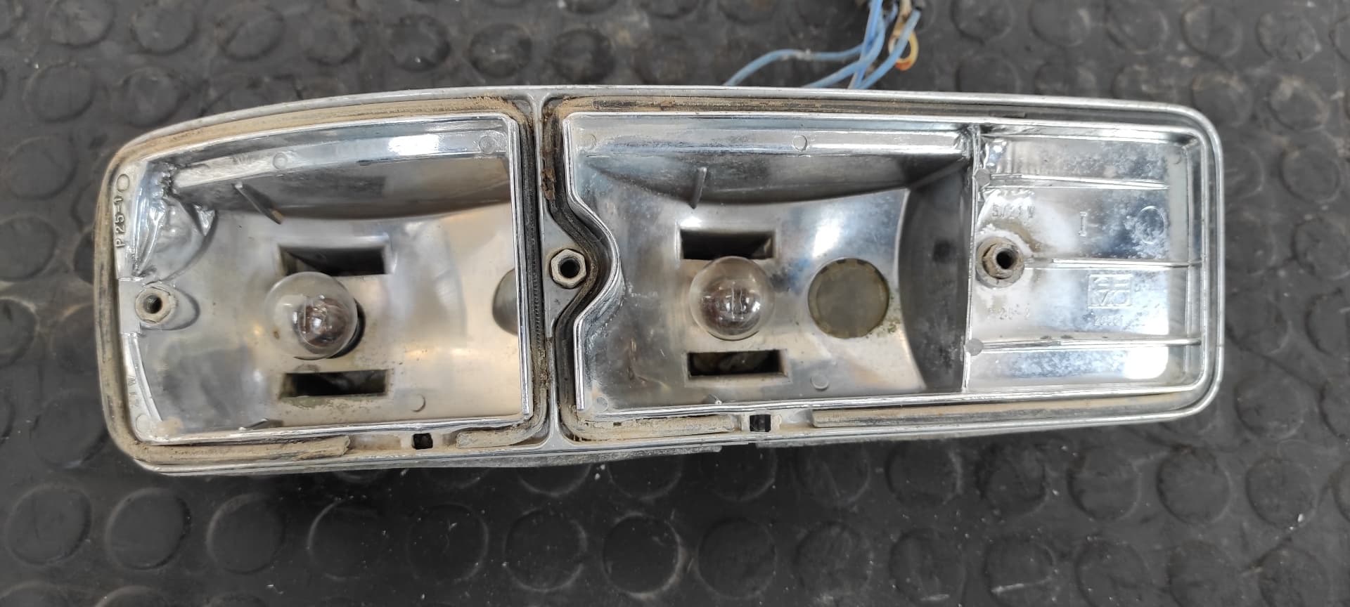 Recambio de PILOTO TRASERO IZQUIERDO para SEAT 127 127A000 referencia OEM IAM PROV 16007   - AMARILLO 3