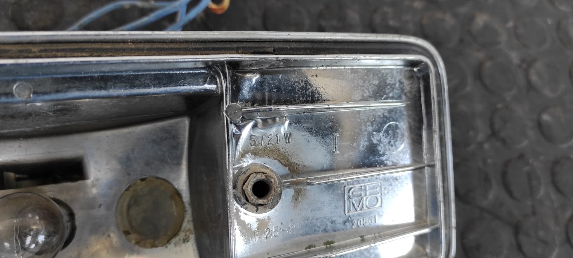 Recambio de PILOTO TRASERO IZQUIERDO para SEAT 127 127A000 referencia OEM IAM PROV 16007   - AMARILLO 6