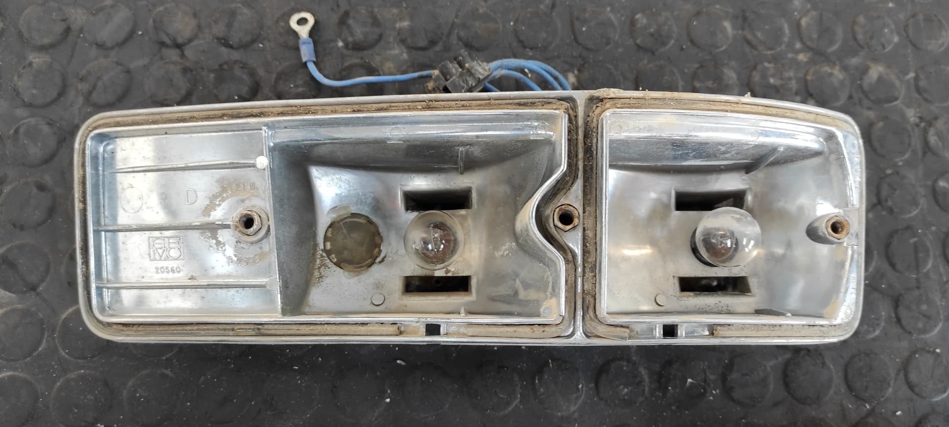 Recambio de PILOTO TRASERO DERECHO para SEAT 127 127A000 referencia OEM IAM PROV 16007   - AMARILLO 2